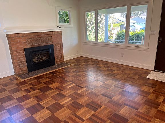 Living room with gas fireplace