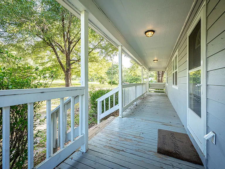 20608 Scarborough Rd — Photo 44