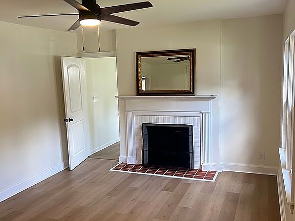2nd image of 2108 E Gum St