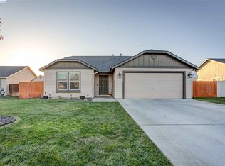 6114 Maryhill Ln, Pasco, WA 99301