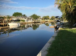 10307 Sandpiper Rd W, Bradenton, FL 34209