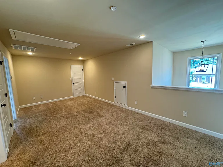 120 Meadowglade Ln — Photo 23