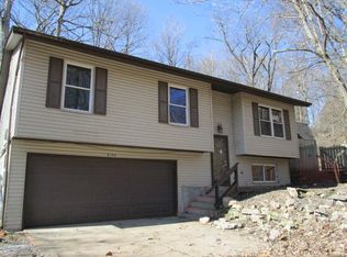 5344 Darkmoor Ln, Imperial, MO 63052