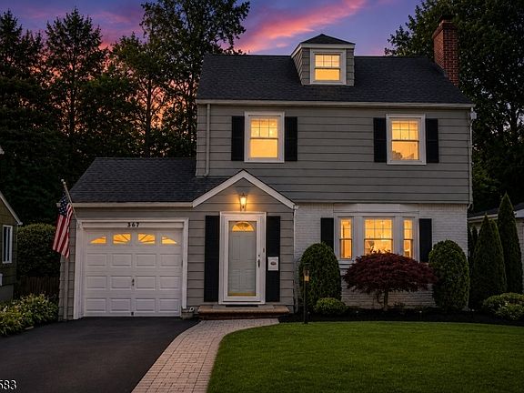 2nd image of 367 Essex Ave
