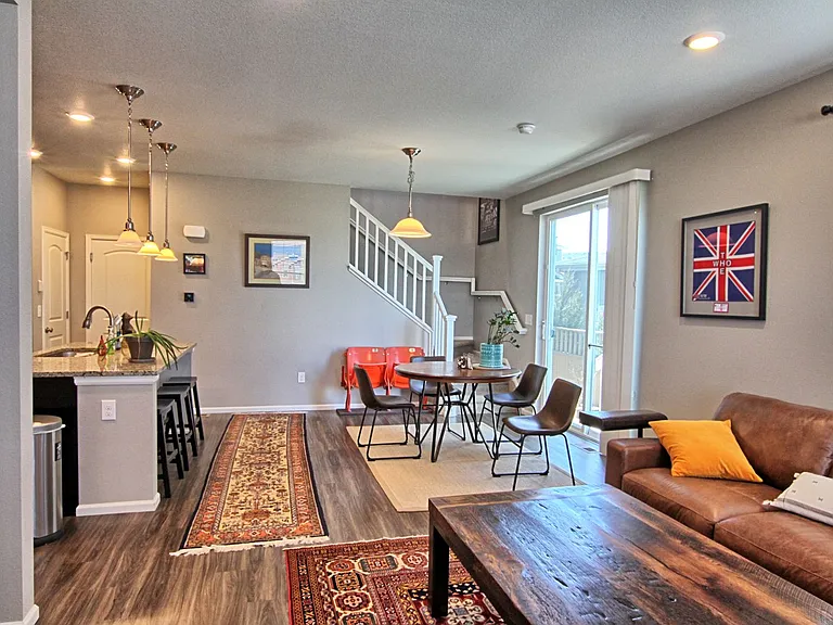 3752 Happyheart Way — Photo 7