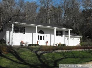 1172 Peaceful Ridge Rd, Red Wing, MN 55066