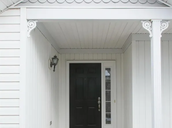 251 Nighthawk Dr, Monroe Township, NJ 08831