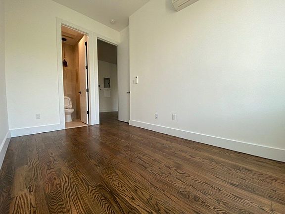 2nd image of 194 Scholes St #3FF