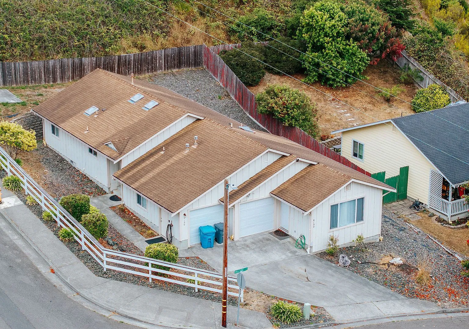 4190 Hillside Ct — Photo 1