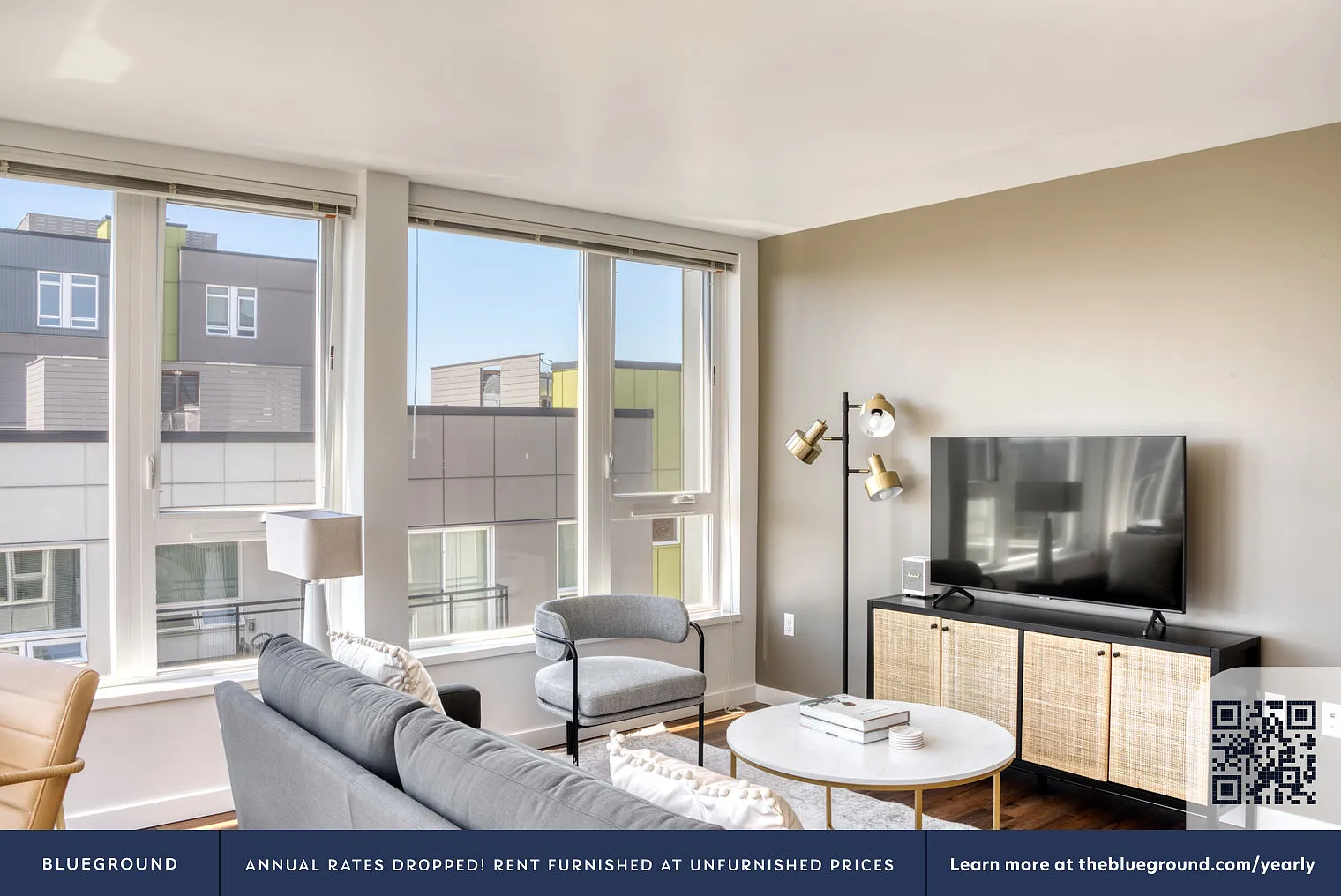 2 bed, 2.0 bath, 1078 sqft, $3,920 — Photo 2