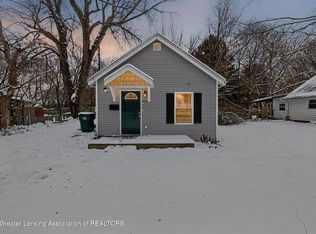 320 E Hodge Ave, Lansing, MI 48910