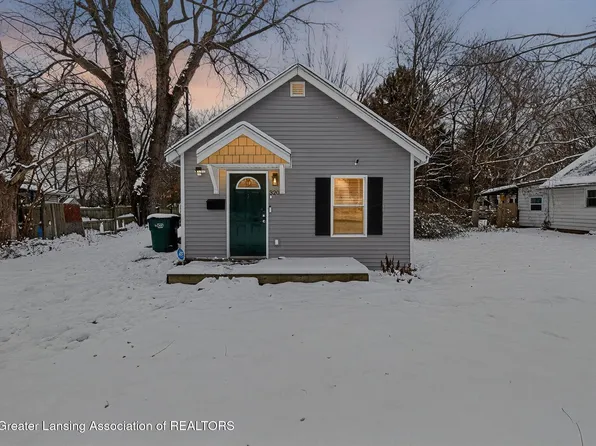 320 E Hodge Ave, Lansing, MI 48910
