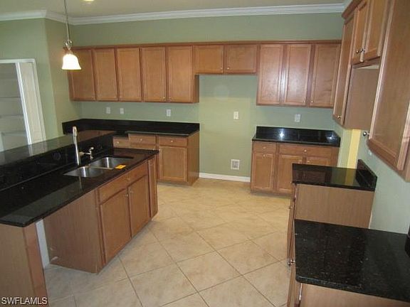 5th image of 2545 Laurentina Ln