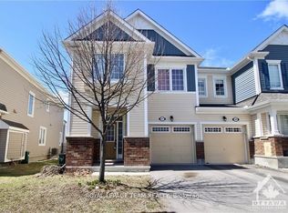 507 Foxlight Cir, Ottawa, ON K2M 0L8