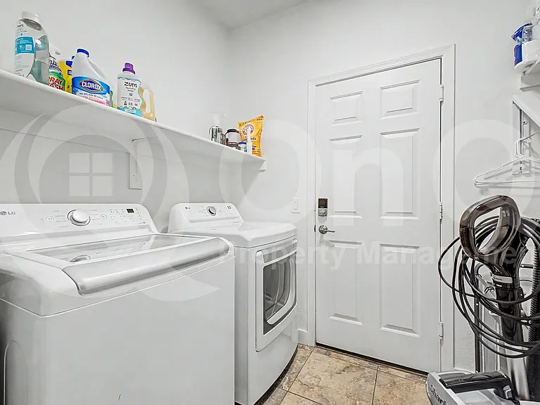 3644 S Danielson Way — Photo 9