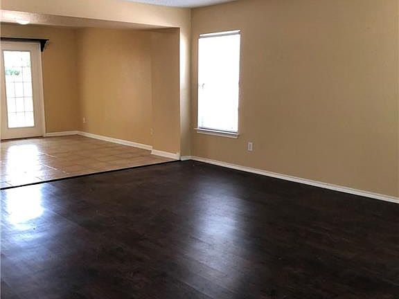 2nd image of 404 Woodford Dr