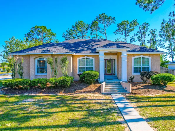 2003 Coral Dr, Lynn Haven, FL 32444