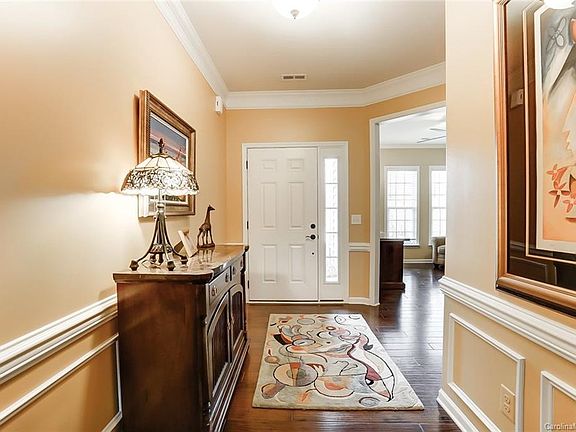 4th image of 4125 Ambleside Dr