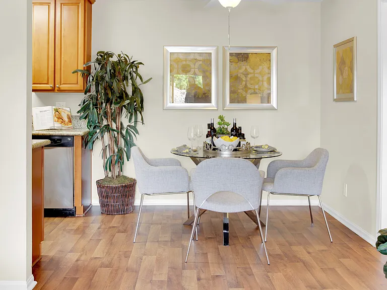 Sunbow Villas — Photo 7