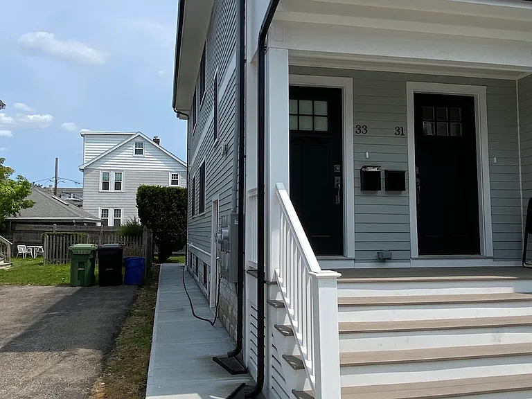 31-33 Brimmer St #2 — Photo 2