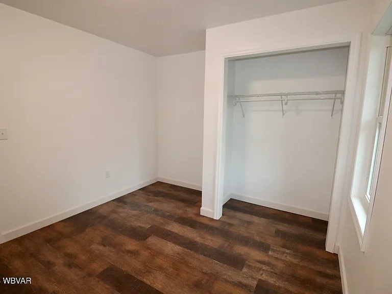 17 Lindbergh Ave — Photo 7