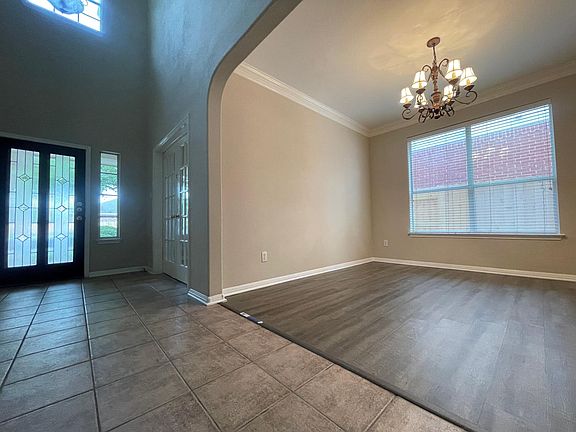 front entry and dinning