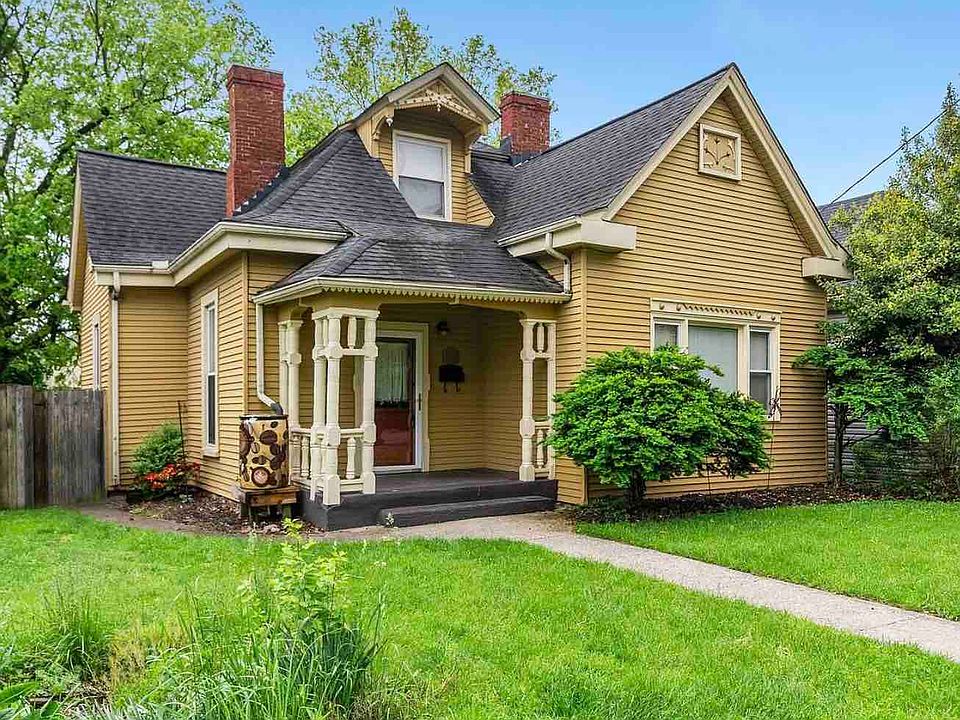 1st image of 418 Silver Maple Way