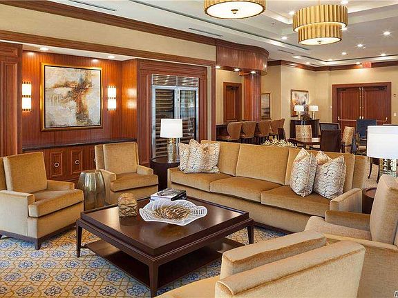 5th image of 3000 Royal Ct Unit 3309