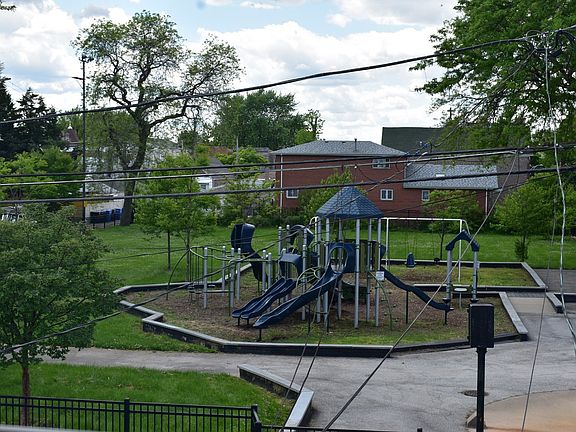 3rd image of 3336 S Ashland Ave