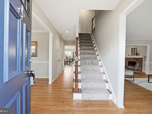 3rd image of 5508 Landmark Pl
