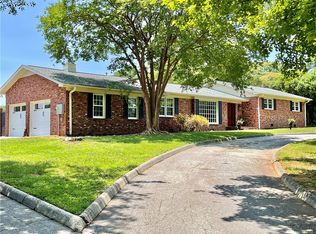 405 Haverhill Cir, Easley, SC 29642