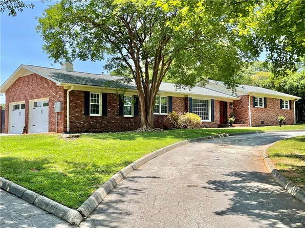 405 Haverhill Cir, Easley, SC 29642