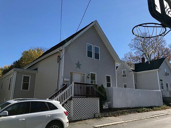 3rd image of 71 Franklin St
