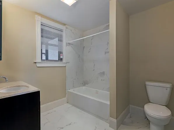 94 Gladstone St #3, Boston, MA 02128