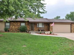 401 E Valley View St, Derby, KS 67037