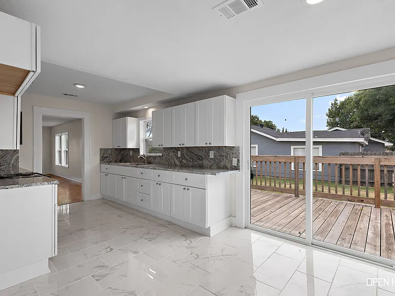 4804 Pasadena Ave — Photo 12