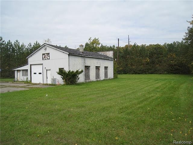 2nd image of 35920 Goddard Rd