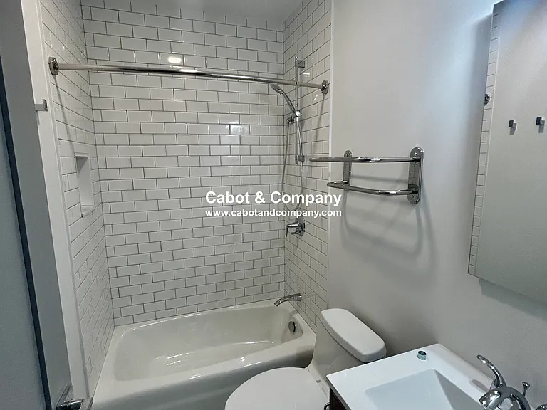 86 Saint Botolph St #10 — Photo 7