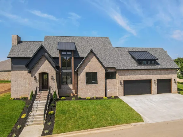 3806 E Woodhue Street, Springfield, MO 65802