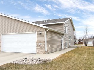 3449 15th St S, Moorhead, MN 56560