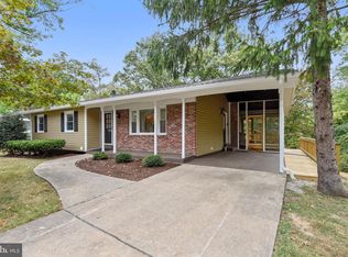 2400 William And Mary Dr, Alexandria, VA 22308