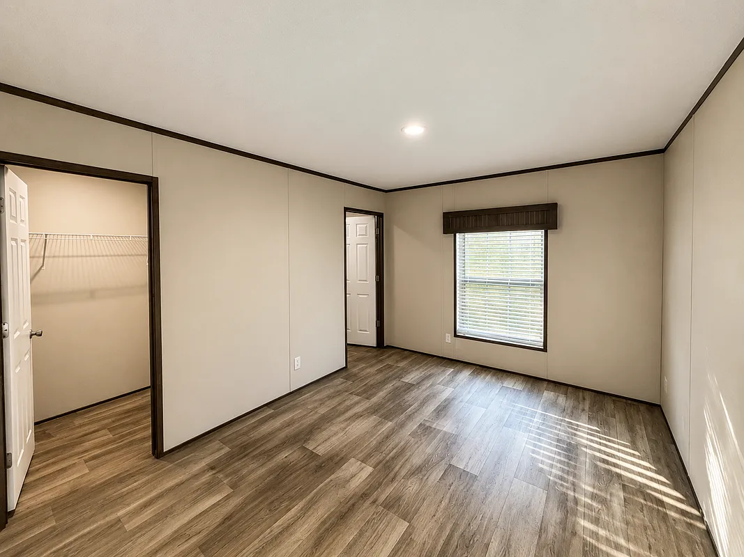 3 bed, 1.5 bath, 896 sqft, $1,750 — Photo 4
