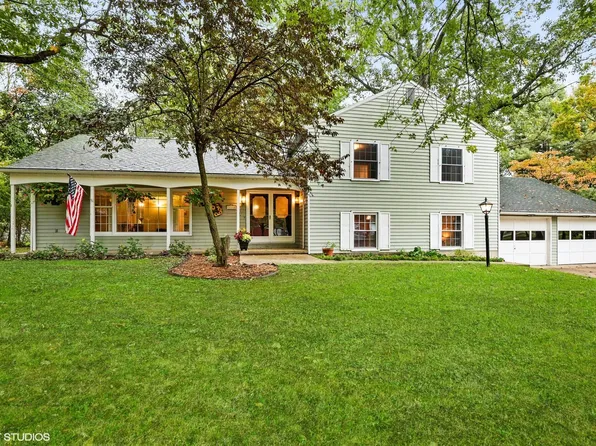 50140 David Dr, Dowagiac, MI 49047