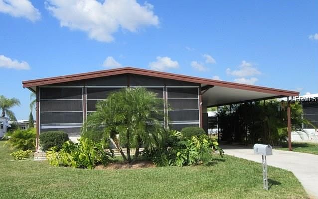 1st image of 33 Castaway Ct