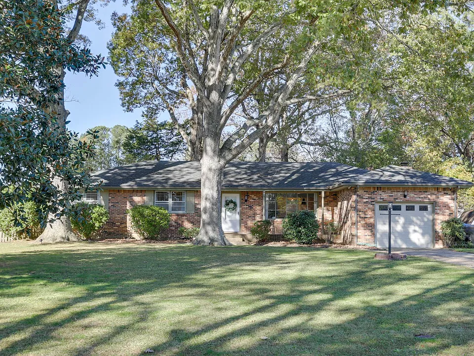 781 Summerset Ln