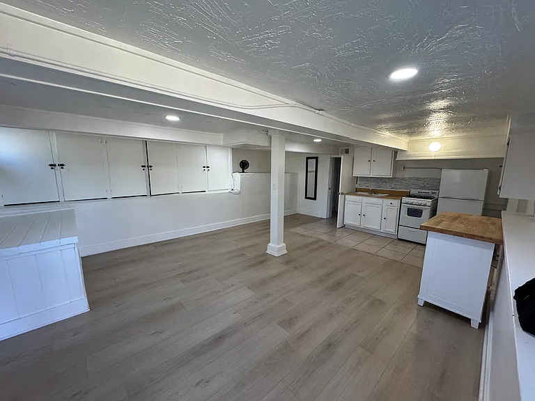 515 1/2 S Walnut Ave #1/2 — Photo 9
