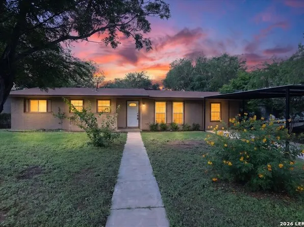 3730 La Sabre Dr, San Antonio, TX 78218