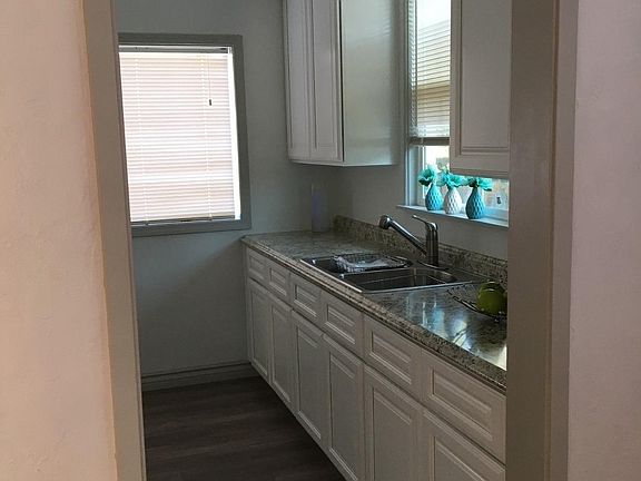5th image of 903 E Fedora Ave