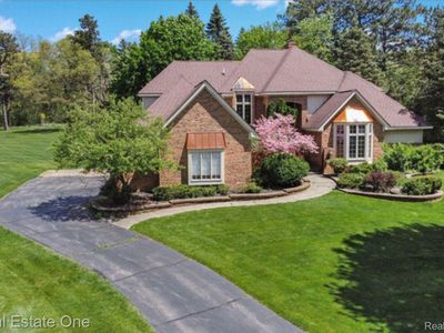 6351 Cherry Tree Ct, Rochester Hills, MI, 48306