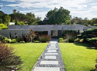 537 Hodges Ln, Santa Barbara, CA 93108